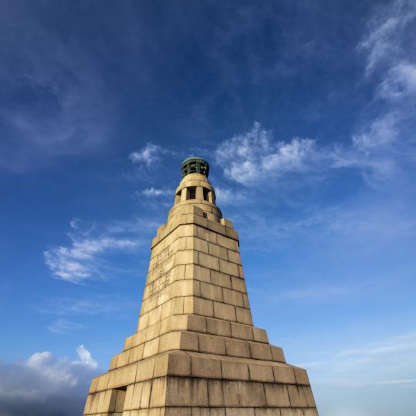 Dundee Law